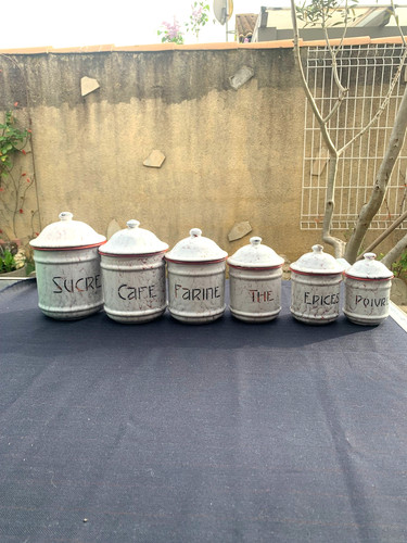 Ensemble anciens pots de - pots,